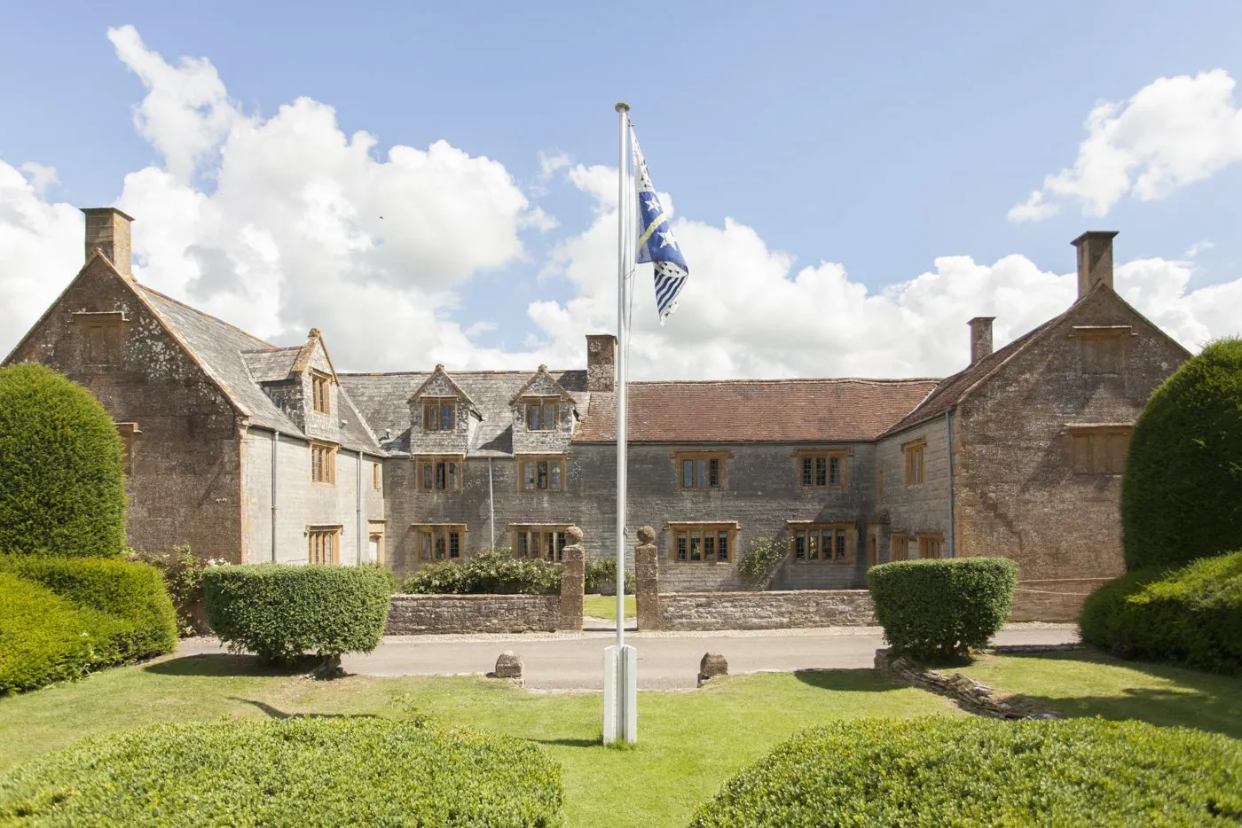 Midelney Manor